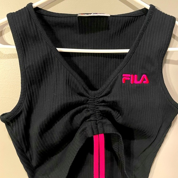 NWOT FILA URBAN OUTFITTERS CROP TOP - Picture 3 of 3